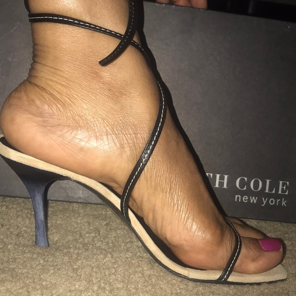 Kenneth Cole sandals